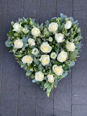 Luxury White Rose Heart